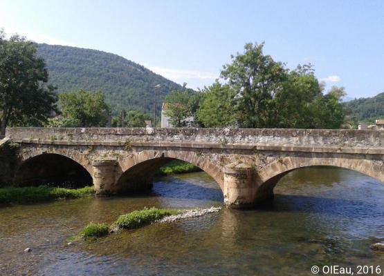 Pont traversant l'Hers-Vif, France